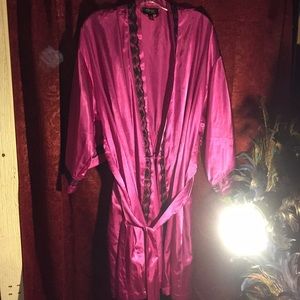 Very nice satin robe
